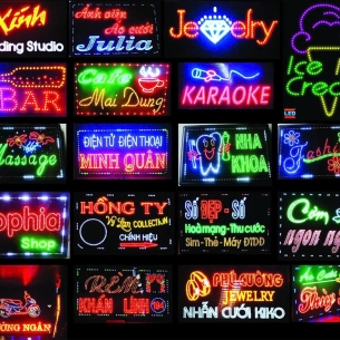 Thiết kế bảng đèn led đẹp 